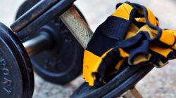 Should I Wear Workout Gloves? Ask a PT