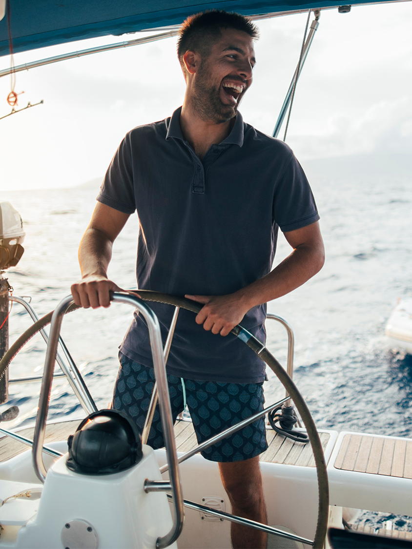 T-Vitaminss Man Sailing